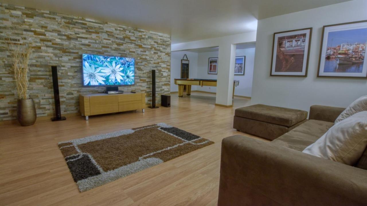 8-Bed Villa In Vilamoura-Sleeps-Playground-Pool Екстериор снимка