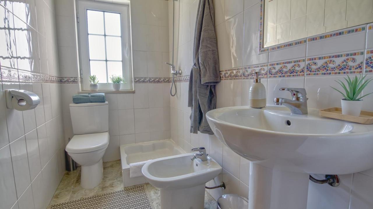 8-Bed Villa In Vilamoura-Sleeps-Playground-Pool Екстериор снимка